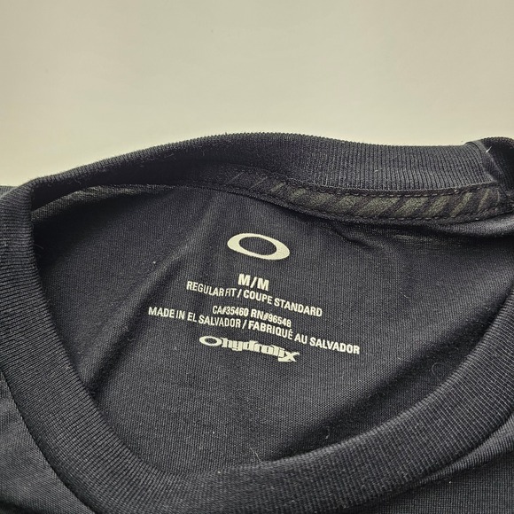 Oakley Hydrolix Mens Graphic T-Shirt Black Short Sleeve Regular Fit Medium - Picture 3 of 7